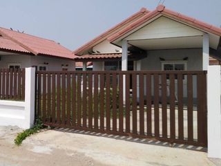For sale 2 bedrooms house in Mueang Nakhon Sawan, Nakhon Sawan