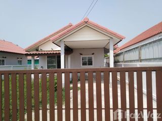 For sale 2 bedrooms house in Mueang Nakhon Sawan, Nakhon Sawan