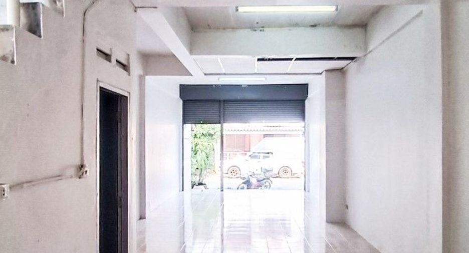 Reihenhaus zum Kauf mit 2 Zimmer in Lat Lum Kaeo, Pathum Thani
