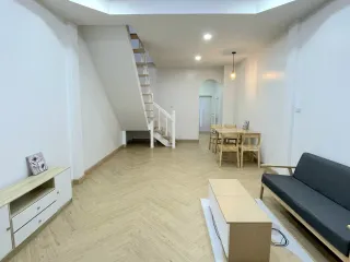 For sale 2 bedrooms townhouse in Mueang Nakhon Pathom, Nakhon Pathom