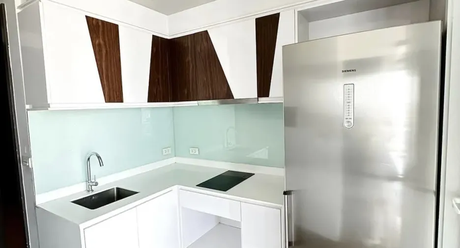 For sale and for rent 1 bed condo in Watthana, Bangkok