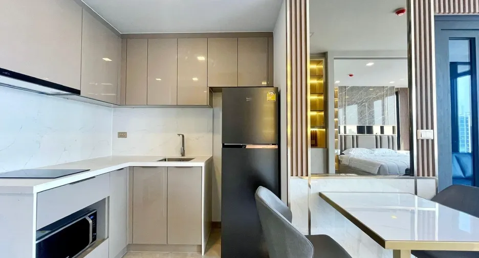 For sale and for rent 1 bed condo in Huai Khwang, Bangkok