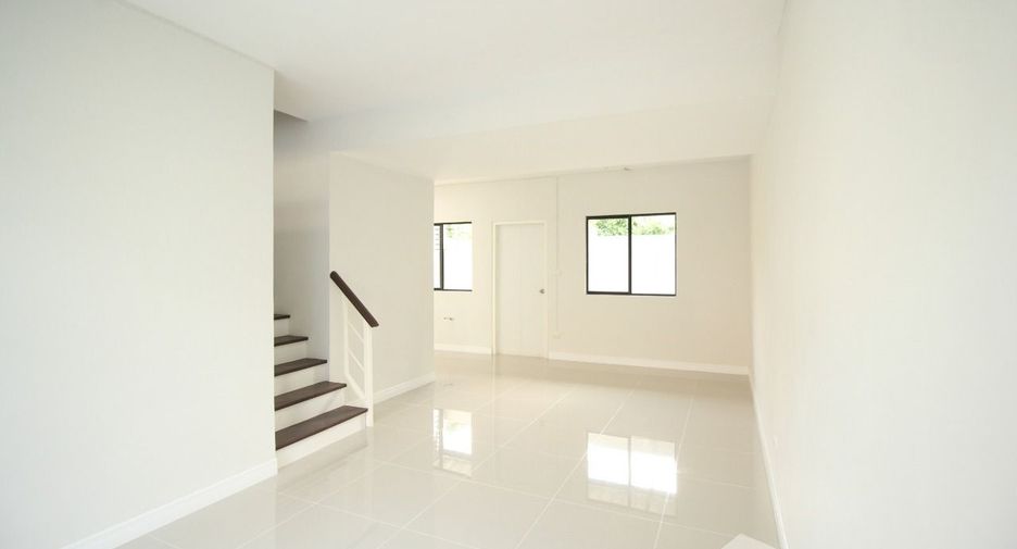 Reihenhaus zum Kauf mit 3 Zimmer in Bang Yai, Nonthaburi