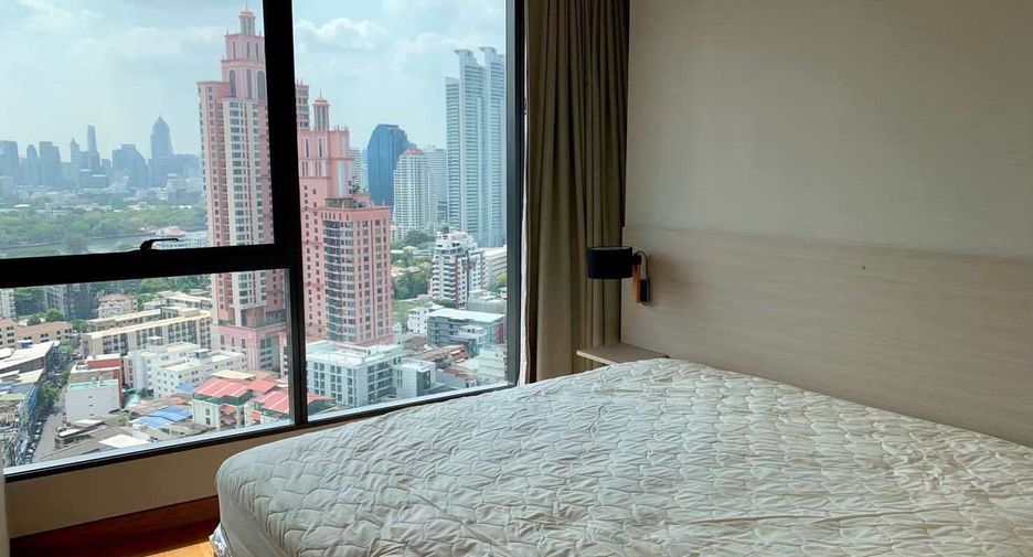 For sale 2 bedrooms condo in Khlong Toei, Bangkok