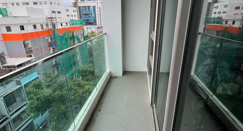For sale 2 bedrooms condo in Bang Rak, Bangkok