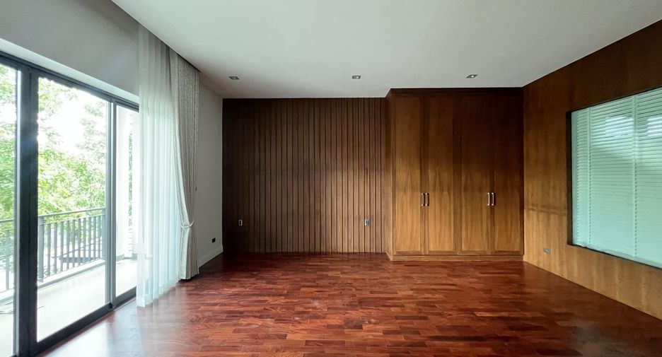 For sale 3 bedrooms house in Mueang Udon Thani, Udon Thani