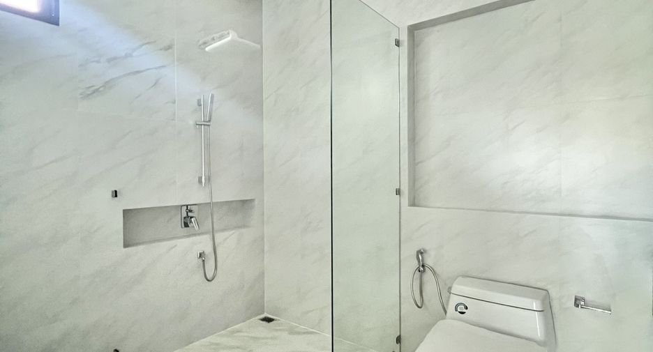 For sale 3 bedrooms house in Mueang Udon Thani, Udon Thani