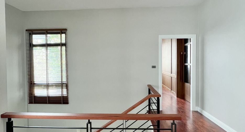 For sale 3 bedrooms house in Mueang Udon Thani, Udon Thani