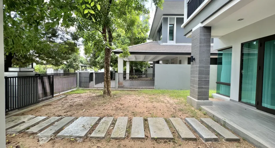 For sale 3 bedrooms house in Mueang Udon Thani, Udon Thani