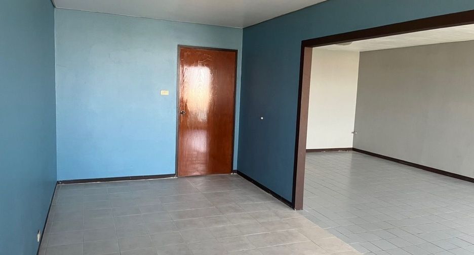 For sale 1 bed condo in Bang Na, Bangkok