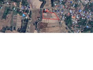 Продажа Участок в Phen, Удонтани