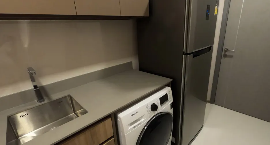 For sale and for rent 1 bed condo in Watthana, Bangkok
