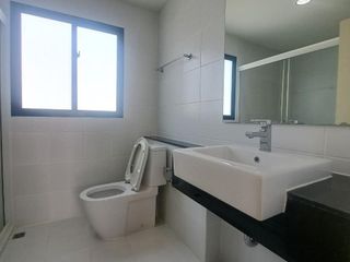 Аренда 3 спальни таунхаус в Mueang Nonthaburi, Нонтабури