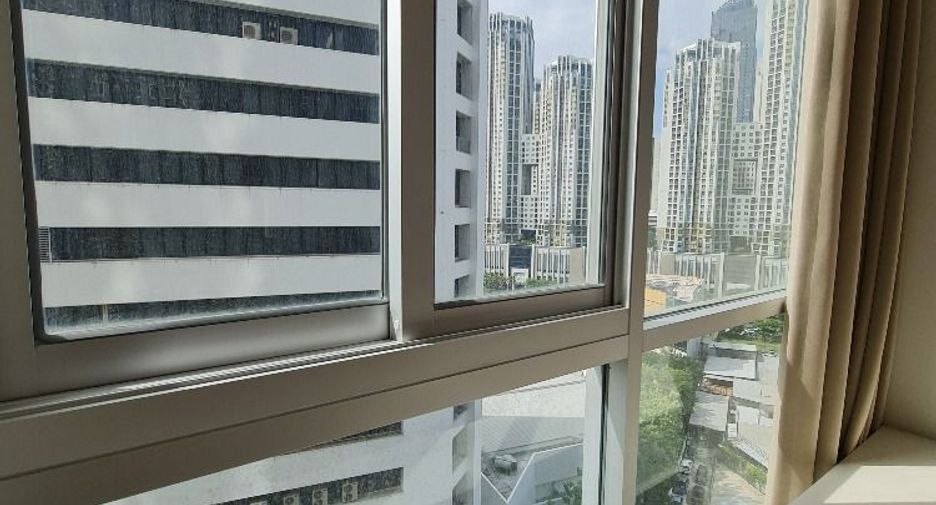 Condo en venta de 2 habitaciones en Huai Khwang, Bangkok