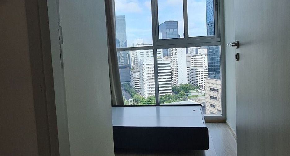 For sale 2 ベッドルーム condo in Huai Khwang, Bangkok