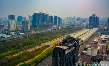 For sale 1 bed condo in Watthana, Bangkok