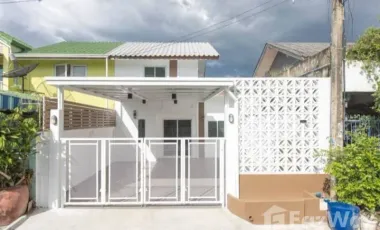 Продажа 4 спальни таунхаус в Bang Bua Thong, Нонтабури