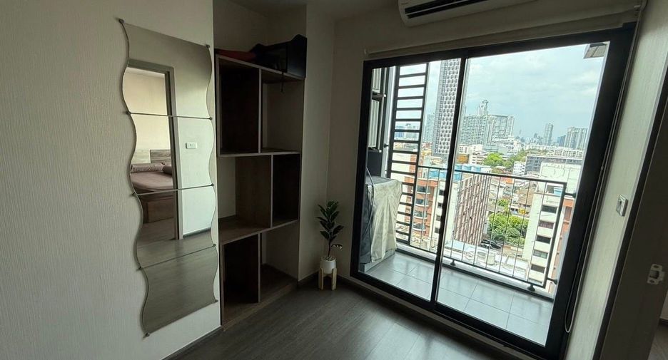 For sale 1 bed condo in Phra Khanong, Bangkok