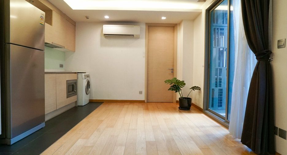 For sale 1 bed condo in Watthana, Bangkok
