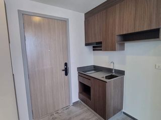 À vendre 1 chambre condo à Bang Kapi, Bangkok