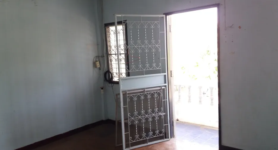 Продажа 2 спальни таунхаус в Nakhon Luang, Phra Nakhon Si Ayutthaya