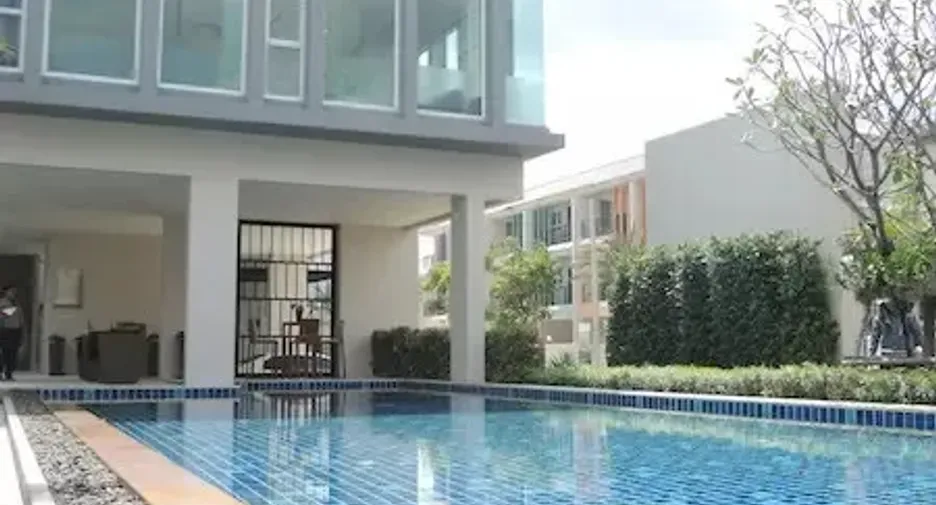 For rent 3 bedrooms townhouse in Bang Kruai, Nonthaburi
