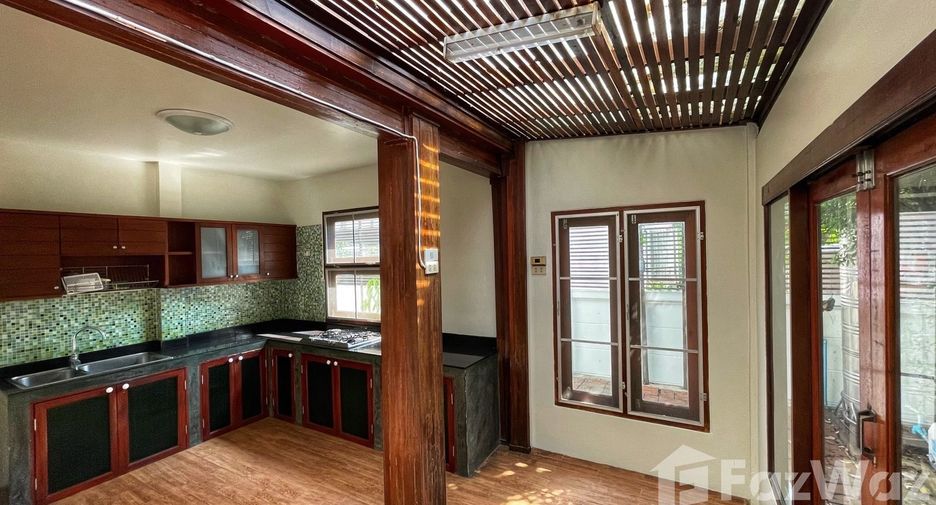 Casa en venta de 3 habitaciones en Mueang Pathum Thani, Pathum Thani