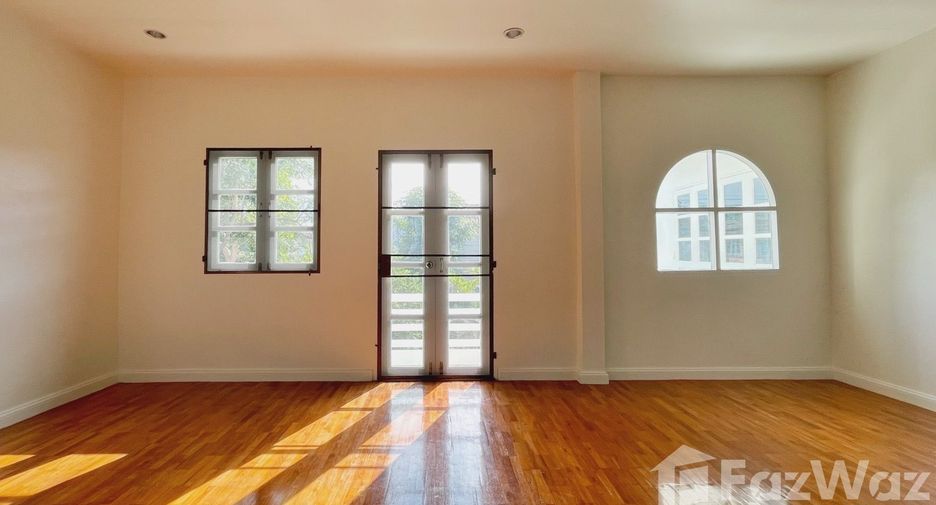Casa en venta de 3 habitaciones en Mueang Pathum Thani, Pathum Thani