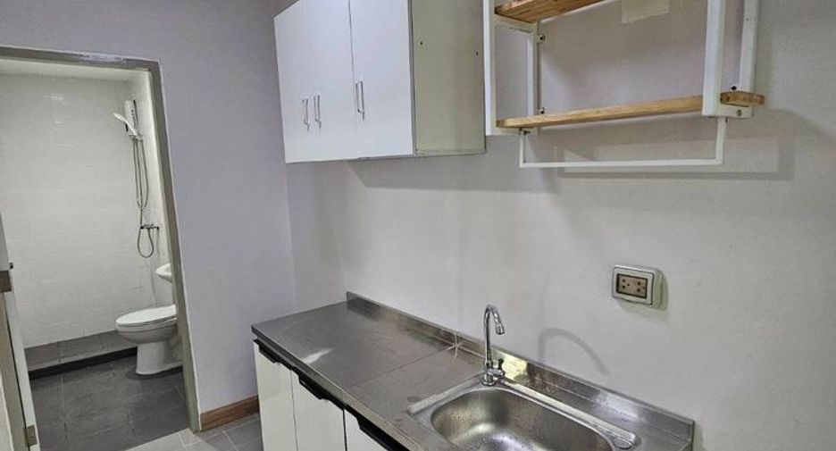 Wohnung zum Kauf mit Studio in Pak Kret, Nonthaburi