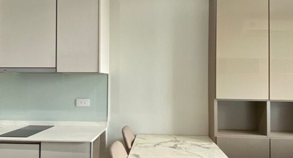 For sale 1 bed condo in Watthana, Bangkok