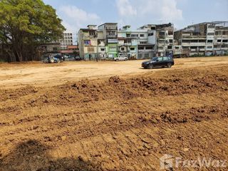 À vendre terrain à Mueang Pathum Thani, Pathum Thani