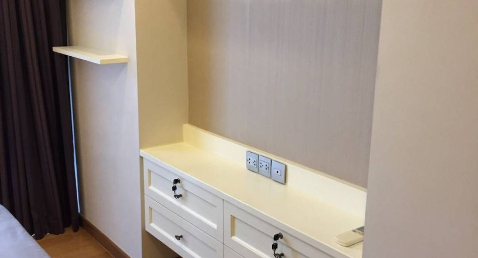 For sale 1 bed condo in Watthana, Bangkok