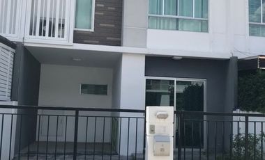 For sale 3 ベッドルーム townhouse in Bang Kruai, Nonthaburi