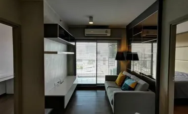 Condo en venta de 2 habitaciones en Phra Khanong, Bangkok