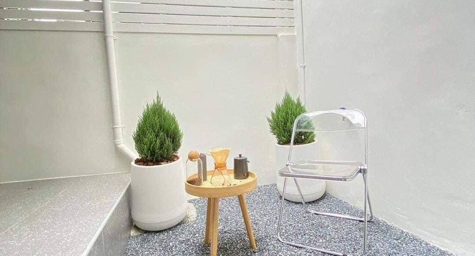 For sale 3 bedrooms townhouse in Mueang Pathum Thani, Pathum Thani
