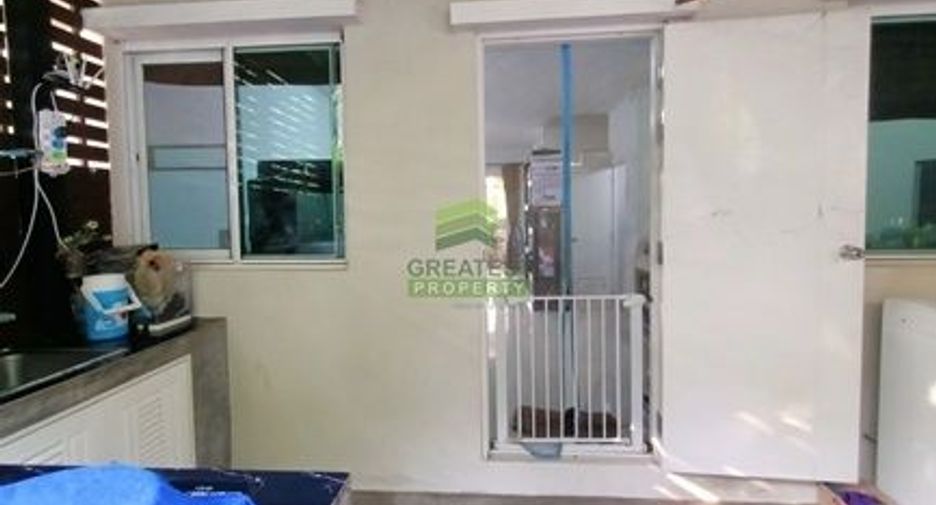 For sale 3 bedrooms townhouse in Mueang Nonthaburi, Nonthaburi