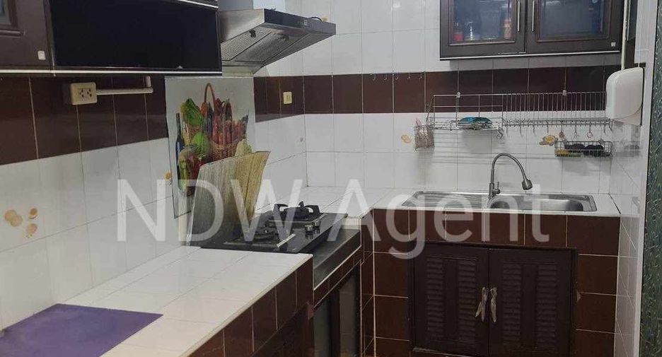 Reihenhaus zum Kauf mit 3 Zimmer in Mueang Chon Buri, Chonburi