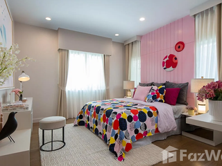 For sale 5 bedrooms house in Khlong Sam Wa, Bangkok