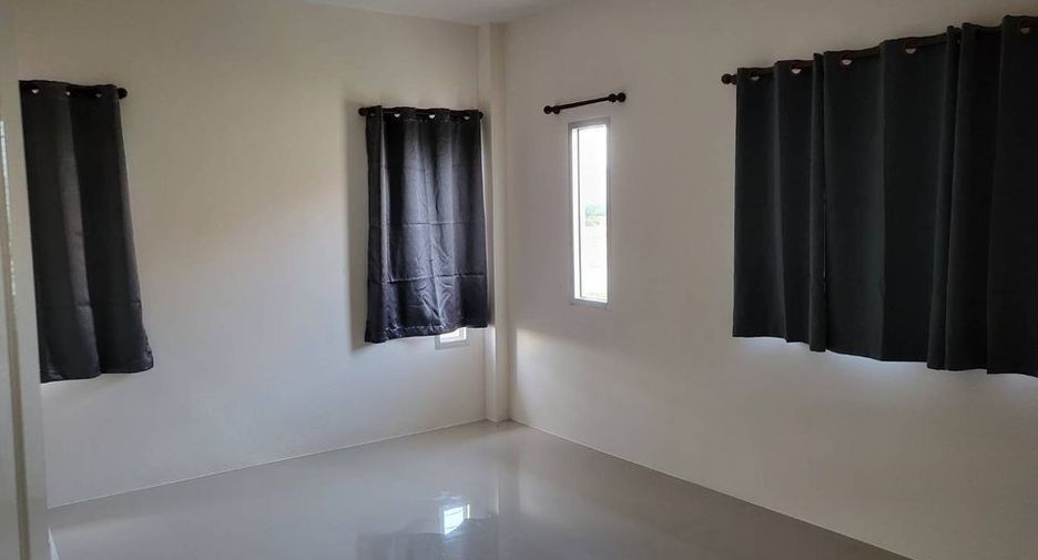 Casa en venta de 3 habitaciones en Song Phi Nong, Suphan Buri