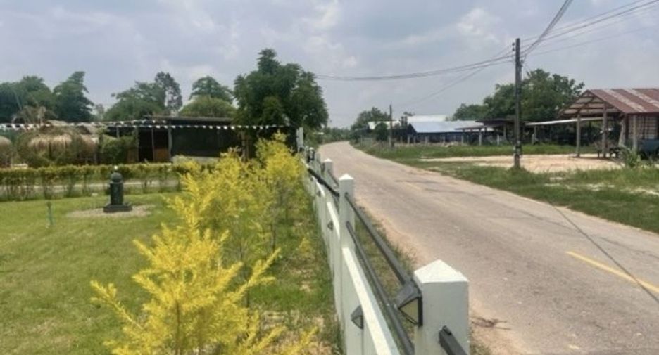 For sale land in Samrong, Ubon Ratchathani