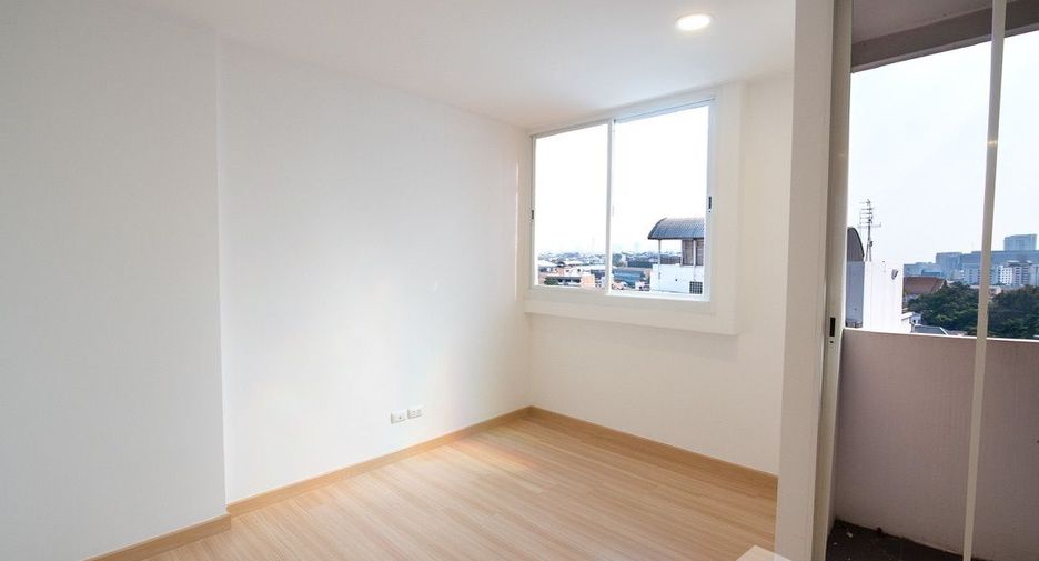 For sale studio condo in Bang Phlat, Bangkok