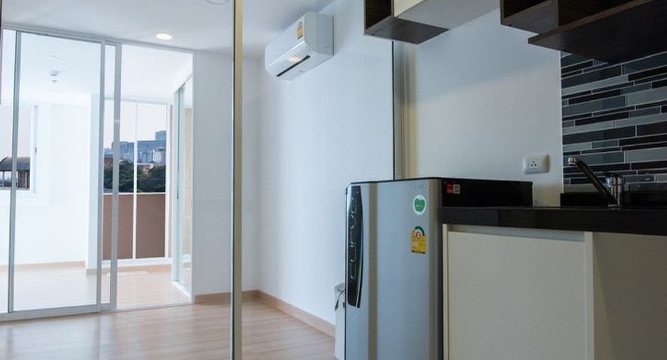 For sale studio condo in Bang Phlat, Bangkok
