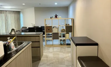 Condo en venta de 2 habitaciones en Huai Khwang, Bangkok