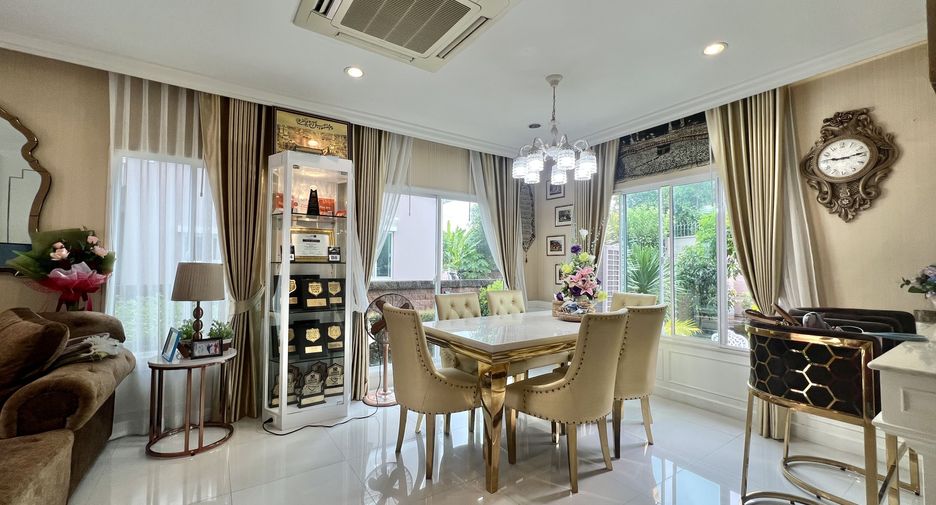 For sale 3 bedrooms house in Suan Luang, Bangkok