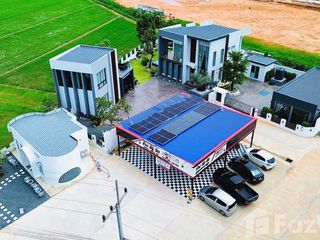 For sale 5 bedrooms villa in Mueang Chiang Rai, Chiang Rai