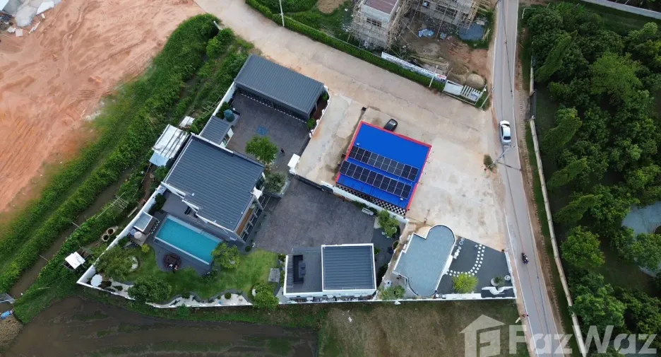 For sale 5 bedrooms villa in Mueang Chiang Rai, Chiang Rai