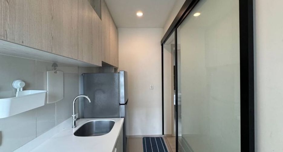 For sale 1 bed condo in Watthana, Bangkok