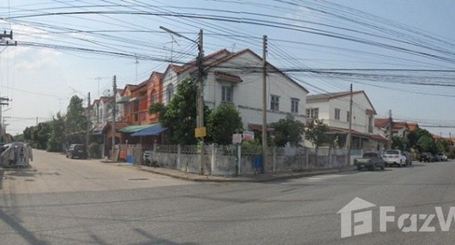 For sale 2 bedrooms townhouse in Mueang Chon Buri, Chonburi