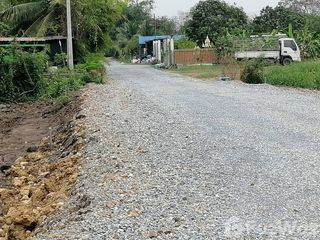 À vendre terrain à Nakhon Chai Si, Nakhon Pathom