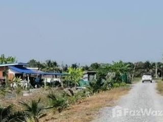 À vendre terrain à Nakhon Chai Si, Nakhon Pathom